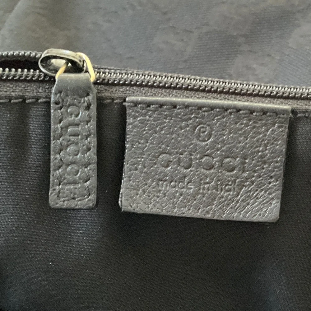 GUCCI Vintage GG Canvas Abbey D-Ring Pocket Hobo Black